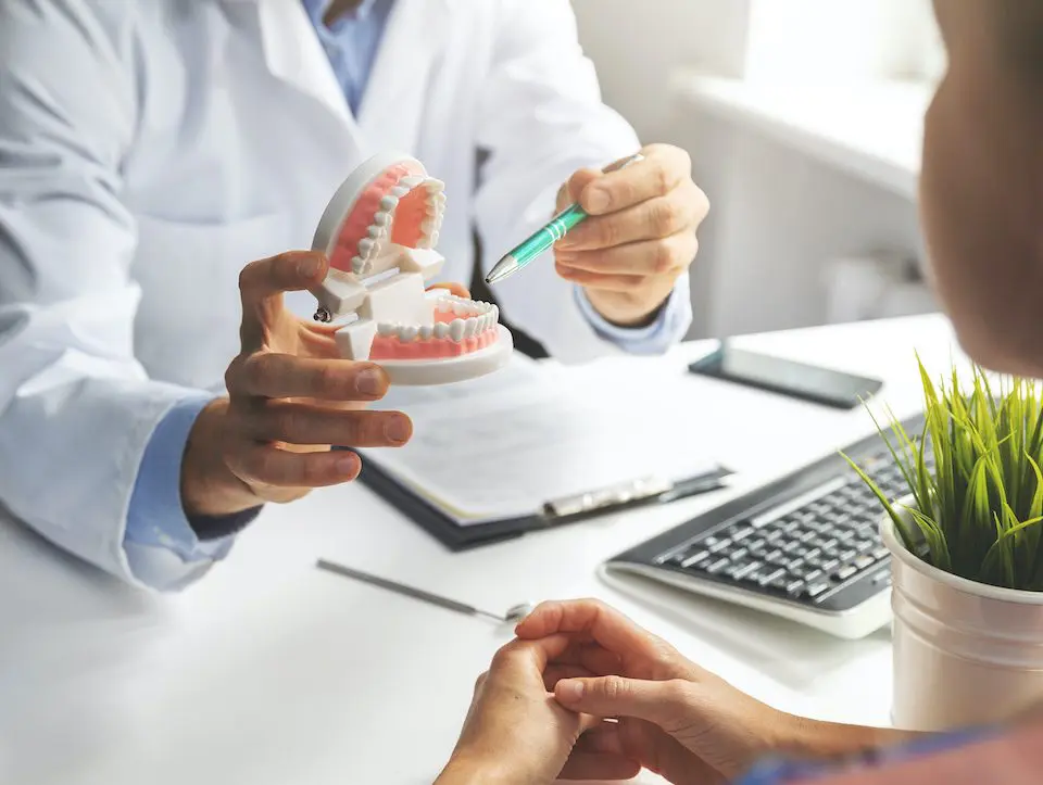 5-dental-myths-to-quit-believing