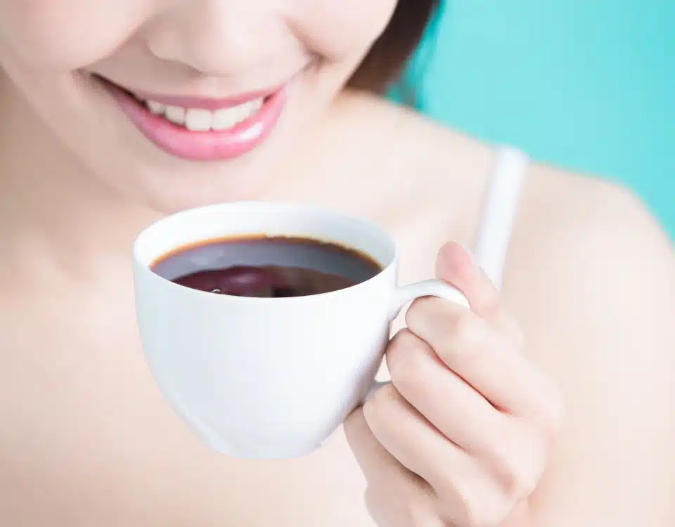 6-surprising-everyday-factors-that-can-cause-tooth-discoloration