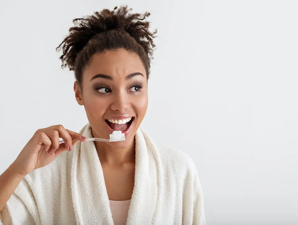 are-you-brushing-your-teeth-correctly