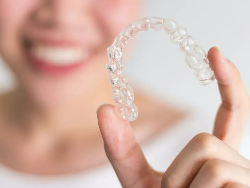 can-adults-correct-crooked-teeth
