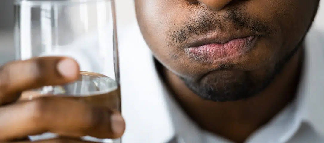 does-drinking-water-protect-your-teeth