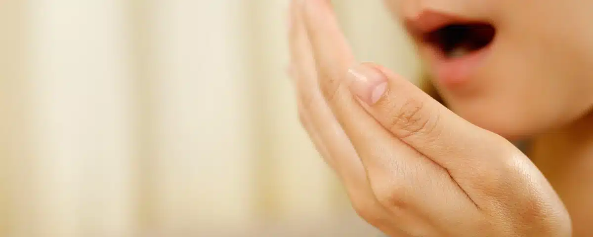 stop-suffering-from-bad-breath-5-practical-tips-for-a-fresh-healthy-mouth