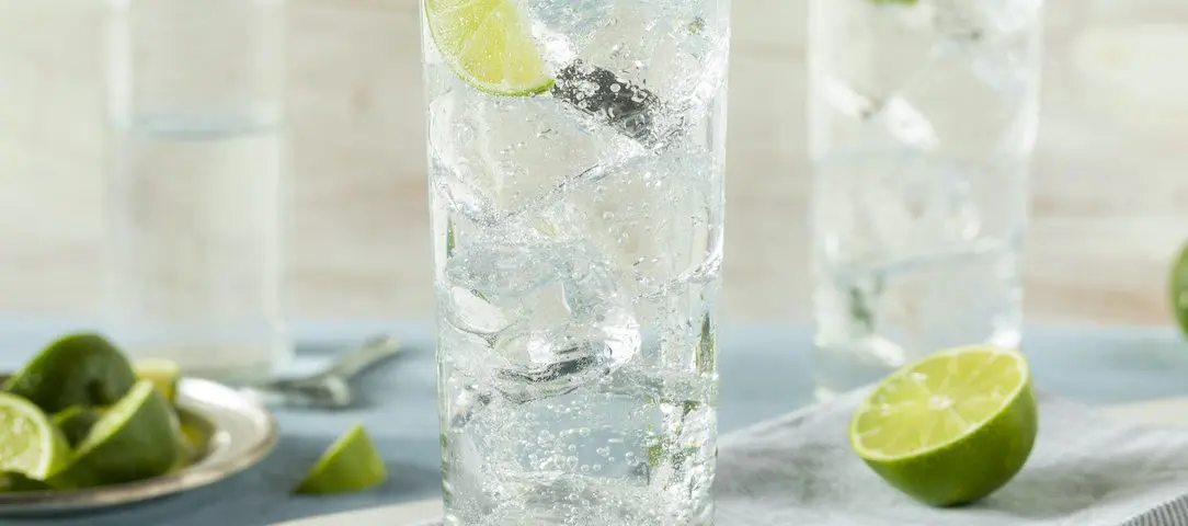 why-does-sparkling-water-make-my-teeth-hurt